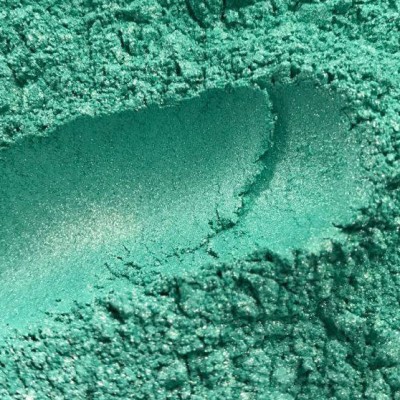 Mica Shimmering Shamrock